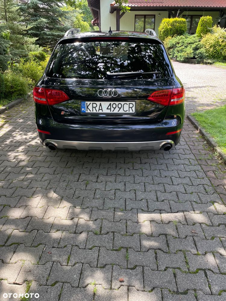 Audi A4 Allroad - 11