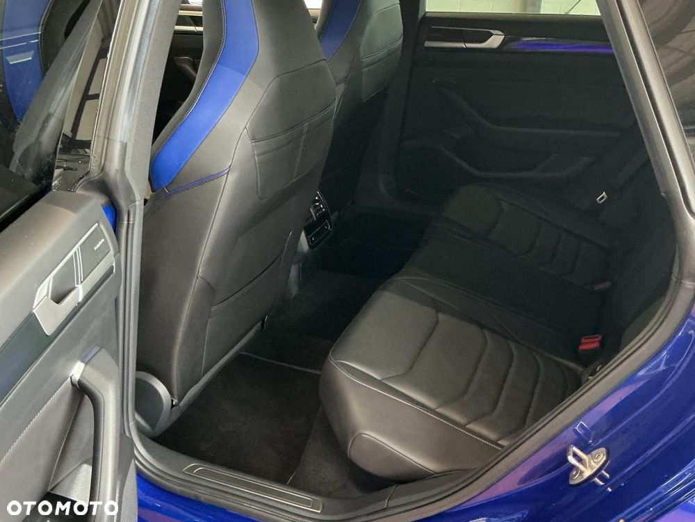 Volkswagen Arteon 2.0 TSI 4Motion R DSG - 9