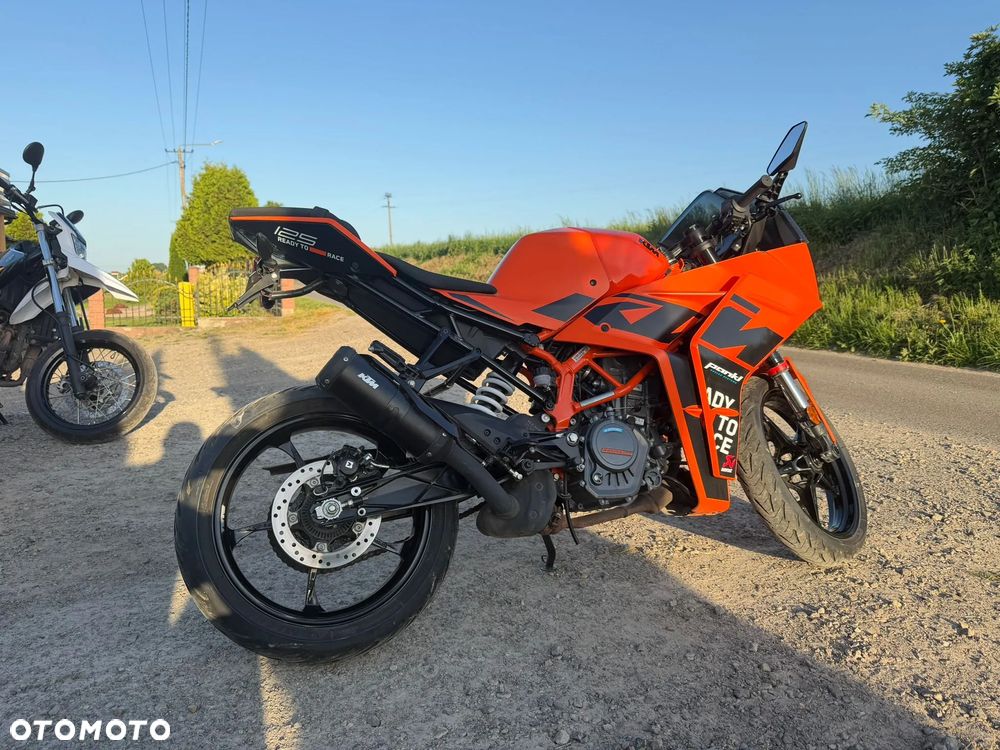 KTM RC 125 - 3