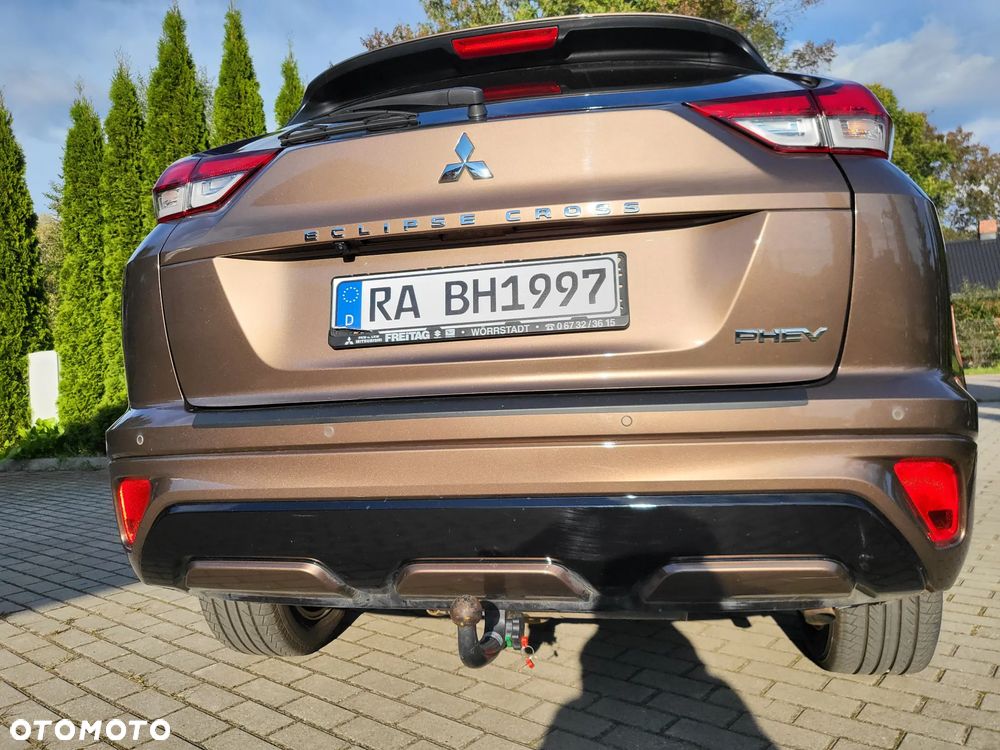 Mitsubishi Eclipse Cross Plug-In Hybrid 4WD Intro Edition - 2