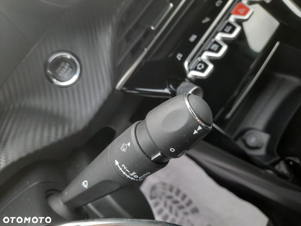 Peugeot 2008 1.2 PureTech GT S&S EAT8 - 16