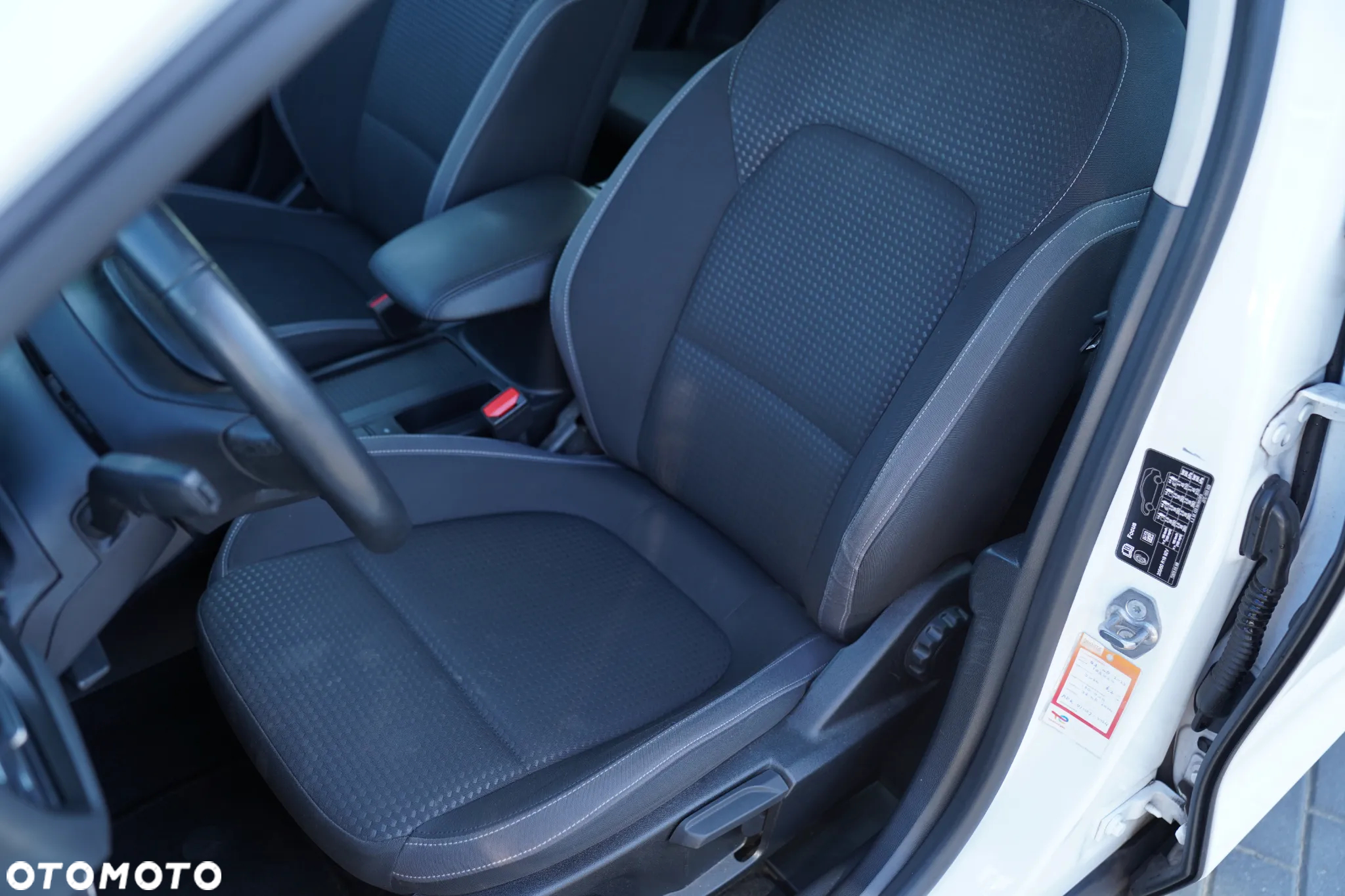 Ford Focus 1.5 EcoBlue Start-Stopp-System ACTIVE - 17