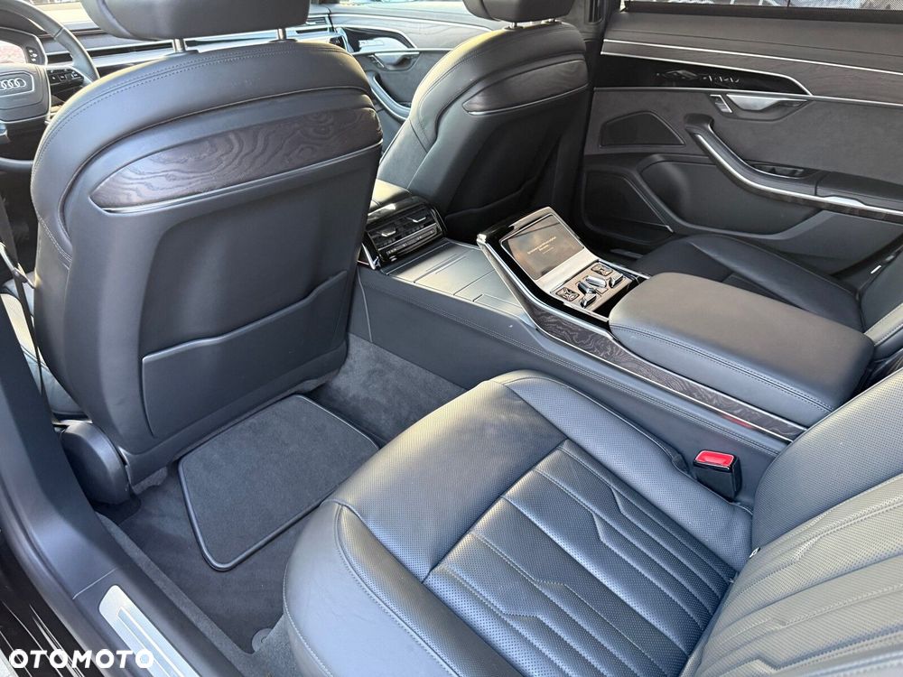 Audi A8 - 31
