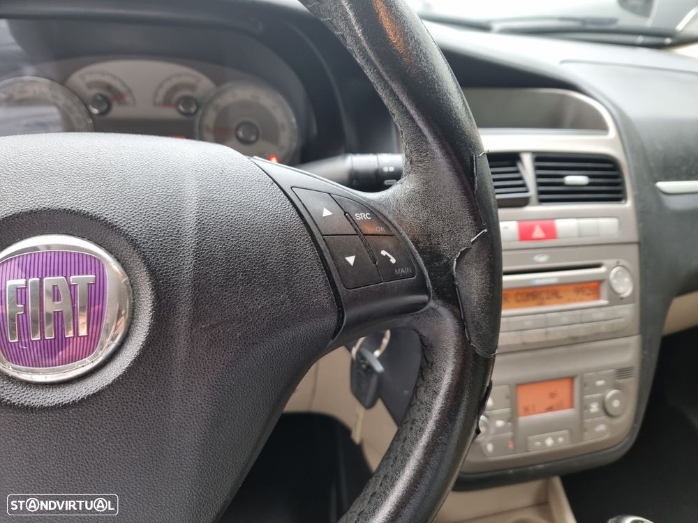 Fiat Linea 1.3 M-Jet Emotion Dualogic - 17