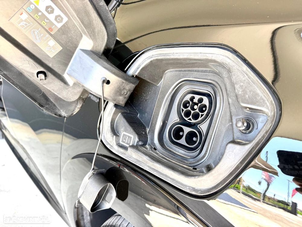 Peugeot e-208 50 kWh GT - 3