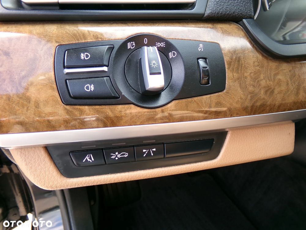 BMW Seria 7 730d - 15