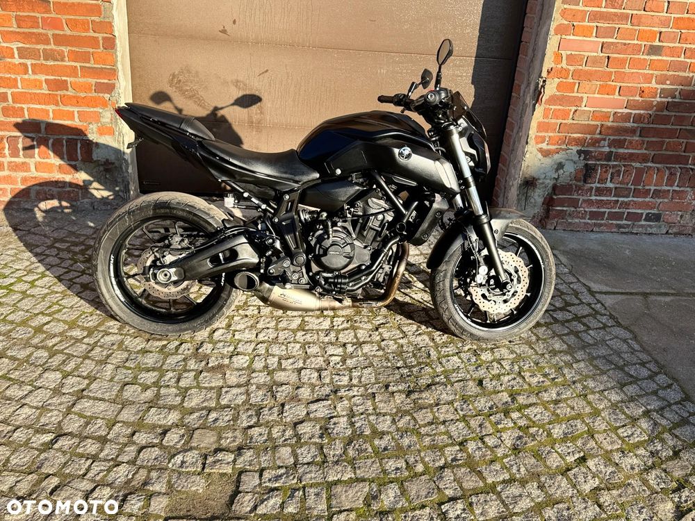 Yamaha MT - 7