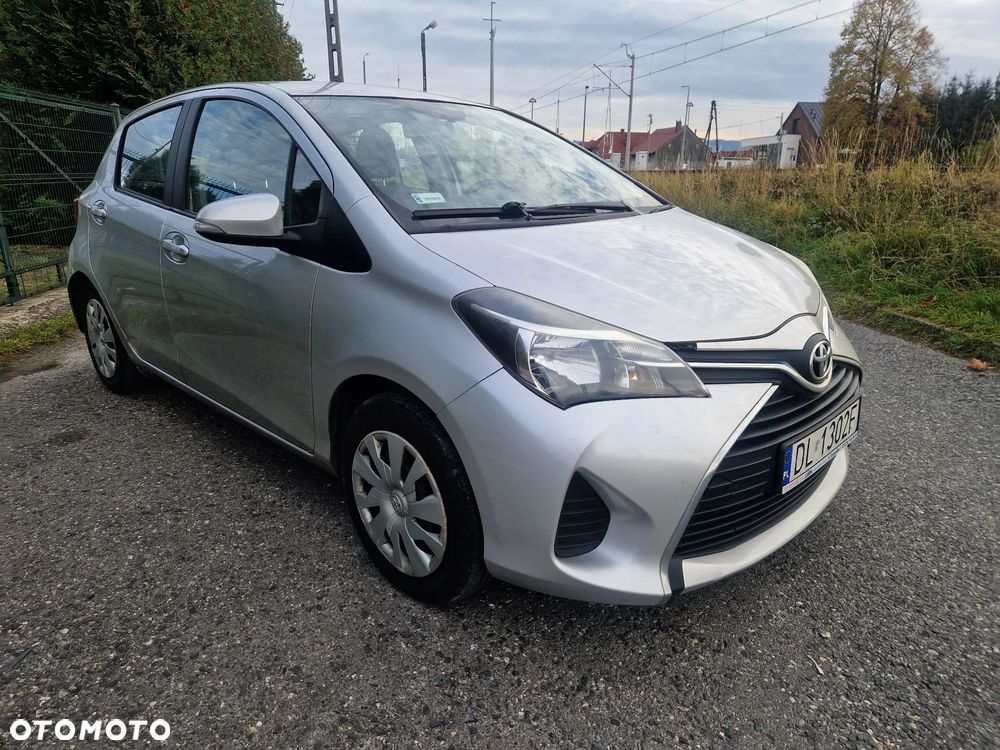 Toyota Yaris - 1