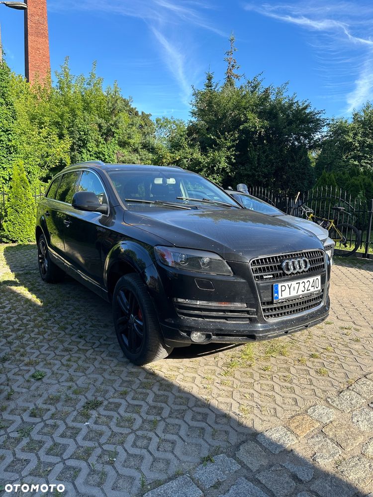Audi Q7 4.2 FSI Quattro Tiptr - 10