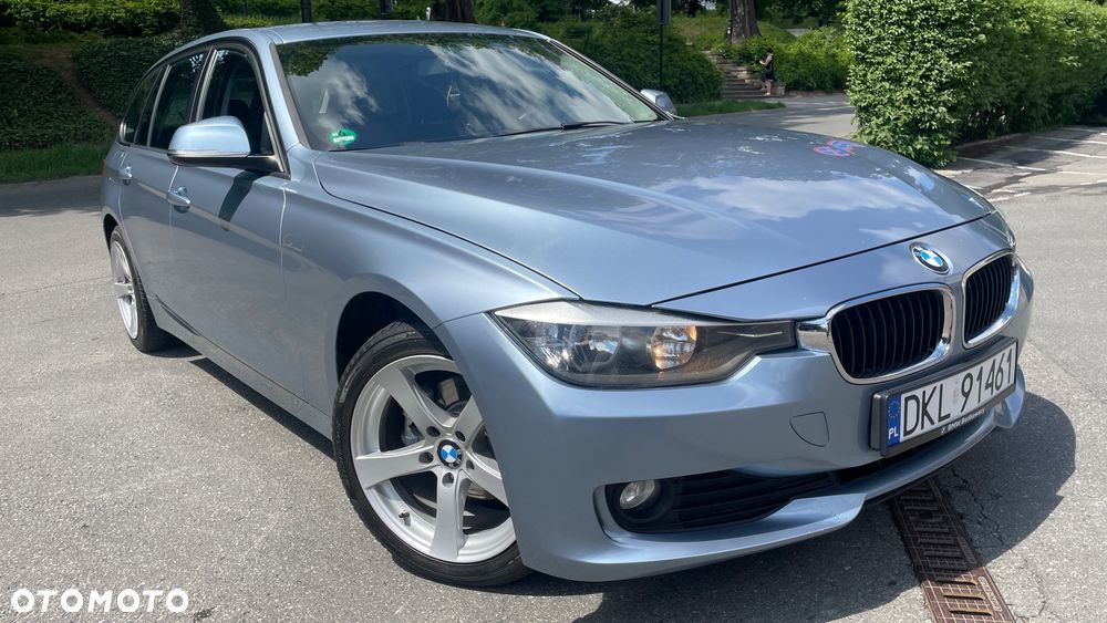 BMW Seria 3 318d Sport Line - 2