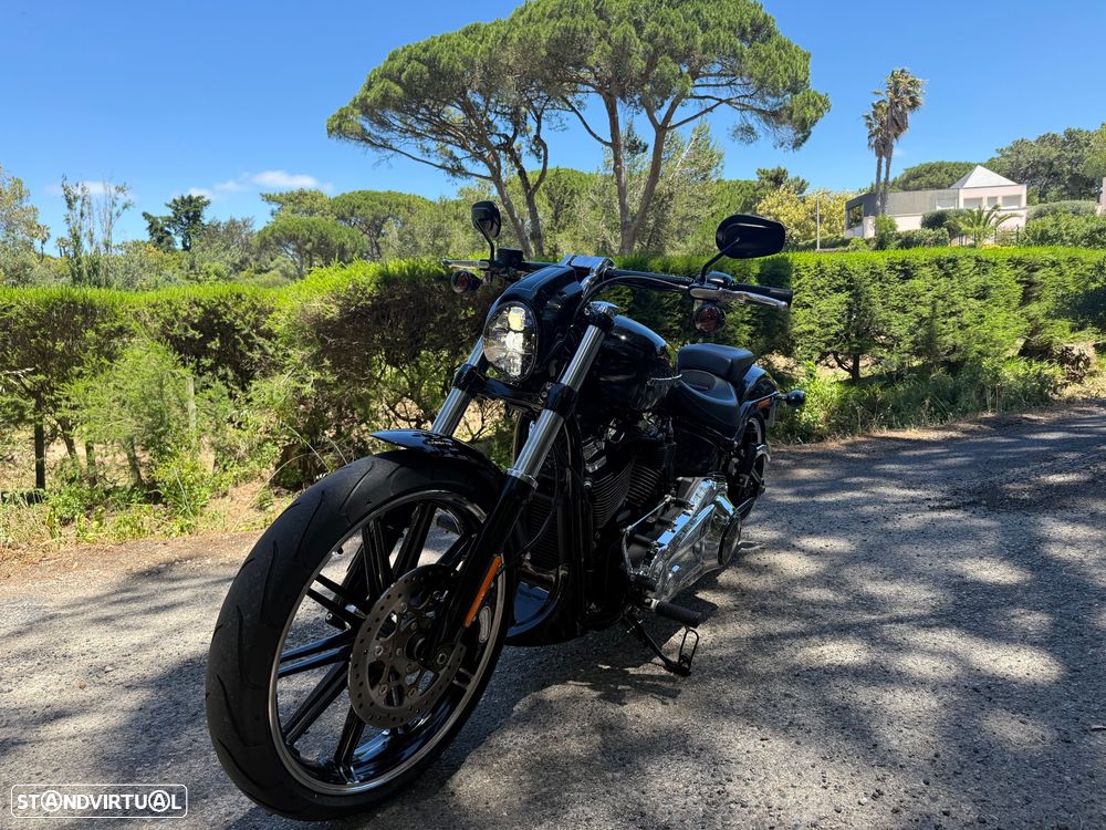 Harley-Davidson Breakout 114 - 9