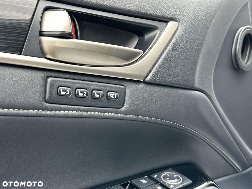 Lexus GS 300h Elite Business - 22