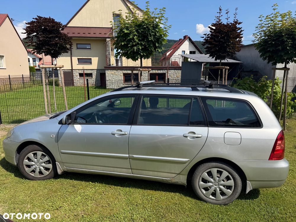 Toyota Corolla 1.4 D-4D Sol - 3