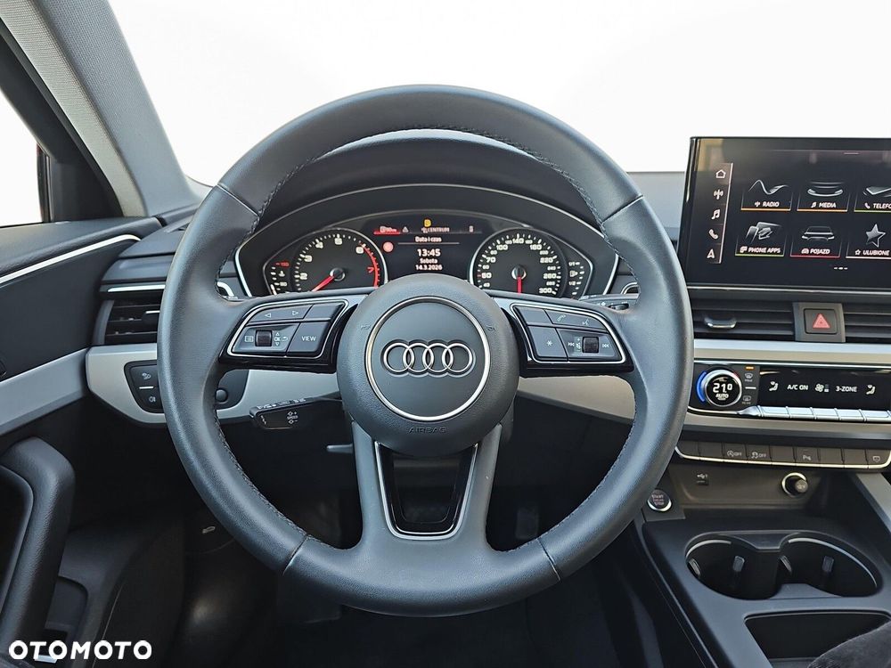 Audi A4 Limousine - 13