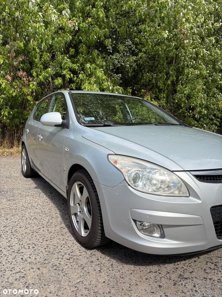 Hyundai i30 1.6 Classic + - 7
