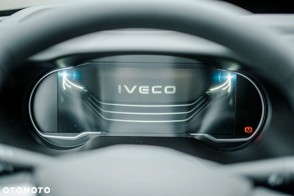 Iveco Daily niezastąpiony partner w pracy - 13