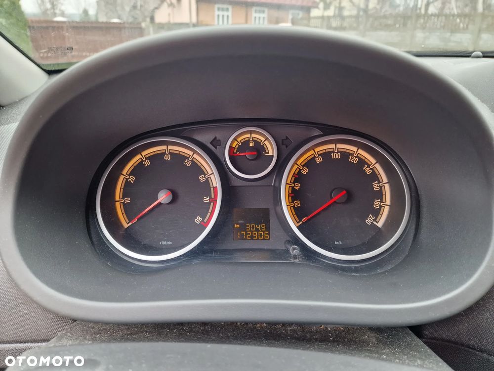 Opel Corsa 1.4 16V Edition - 22