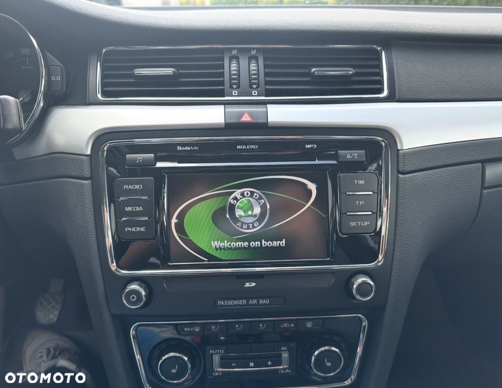 Skoda Superb 2.0 TDI Ambition - 9