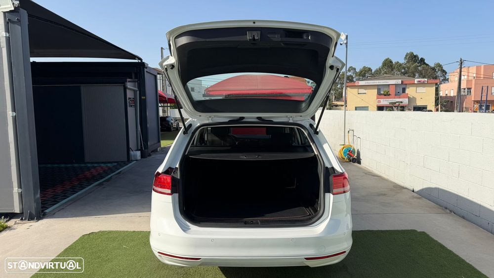 VW Passat Variant 1.6 TDI Highline - 8