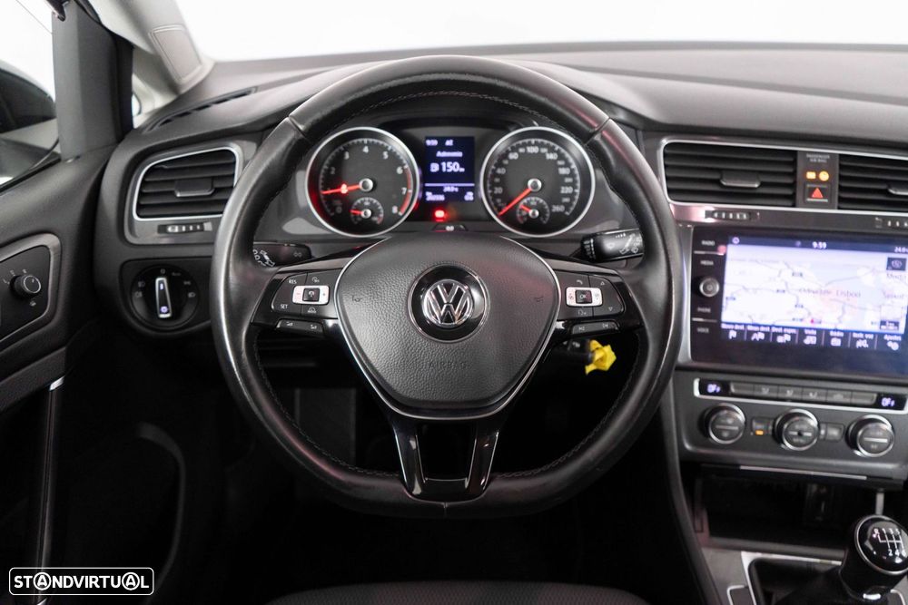 VW Golf 1.0 TSI Confortline - 24