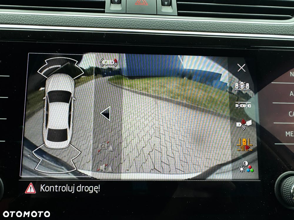 Skoda Superb 2.0 TDI SCR 4x4 Style DSG - 12