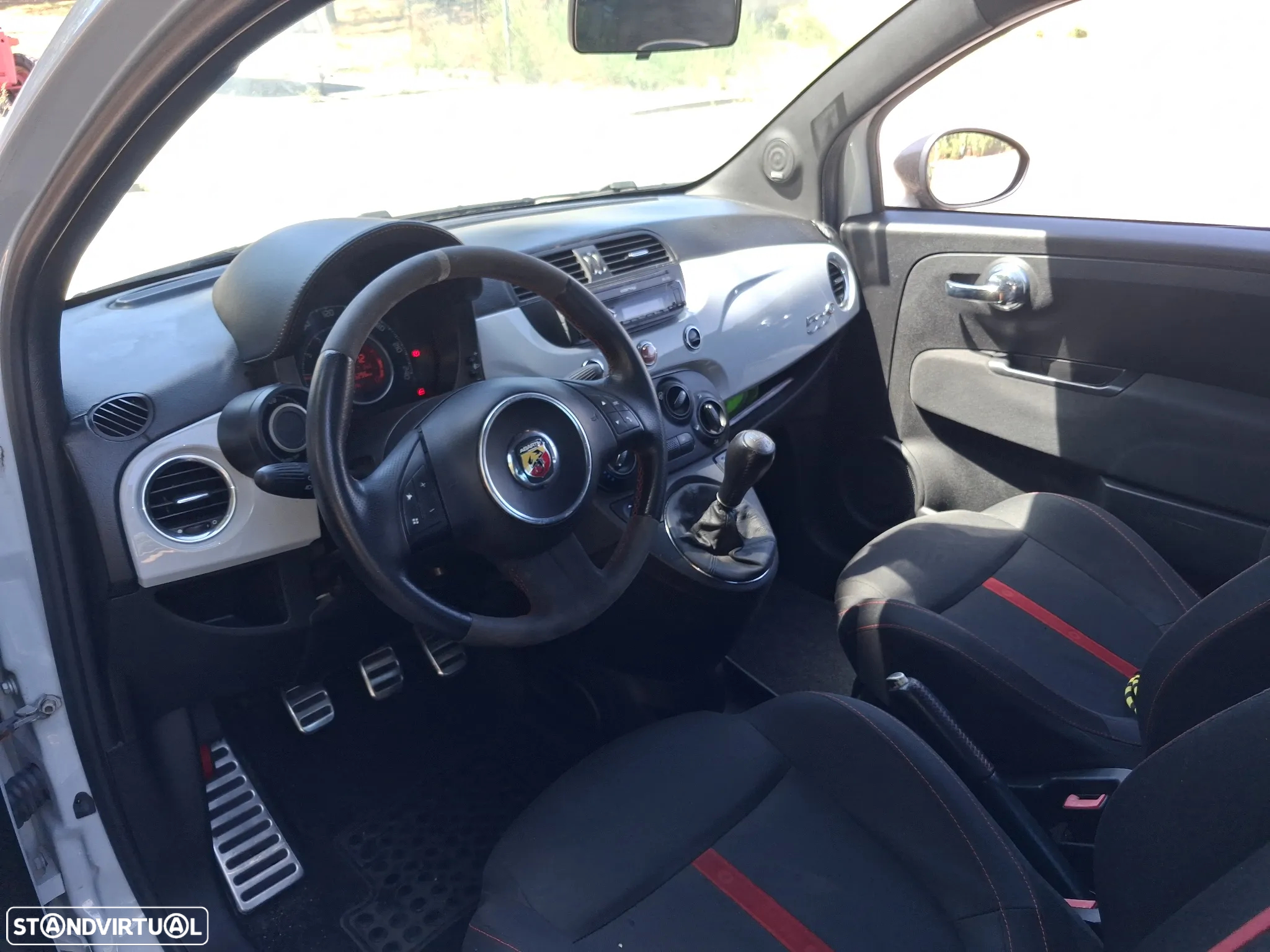 Abarth 500C 1.4 T-Jet - 10