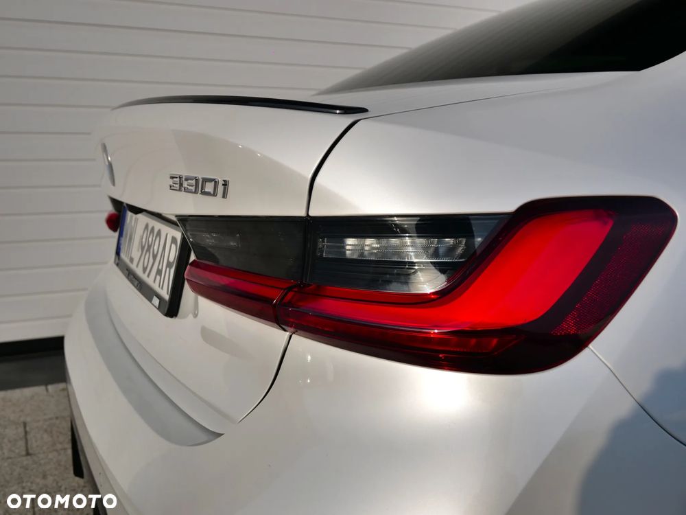BMW Seria 3 330i xDrive M Sport sport - 10