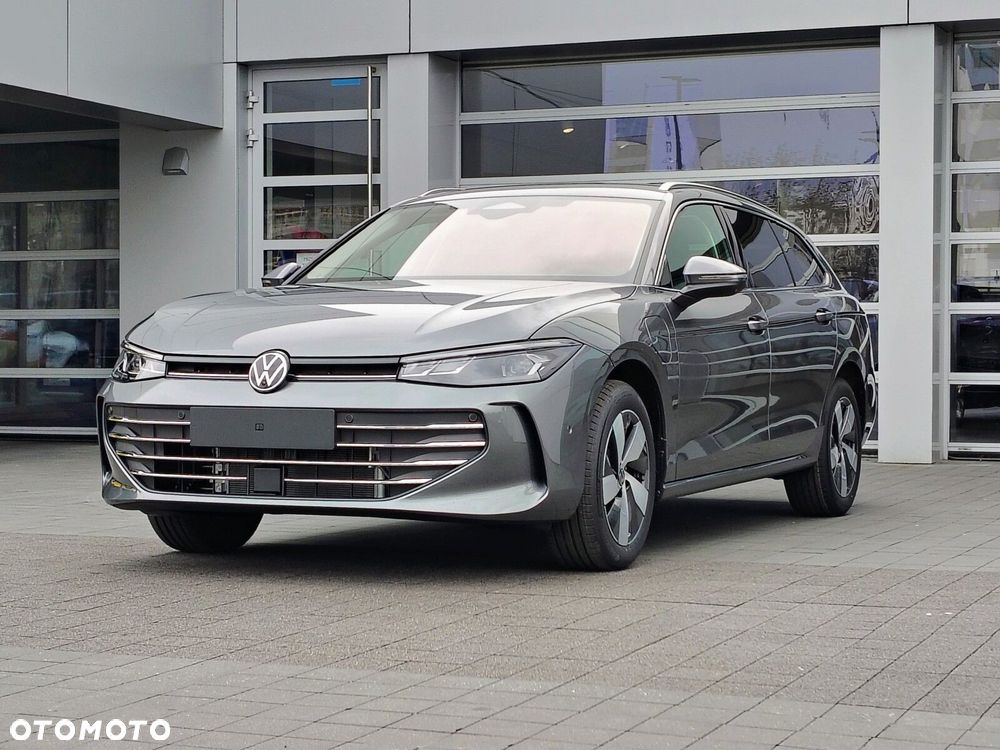 Volkswagen Passat - 4