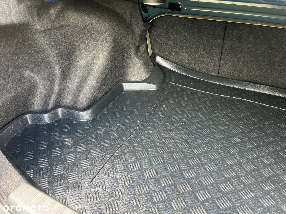 Toyota Corolla - 27