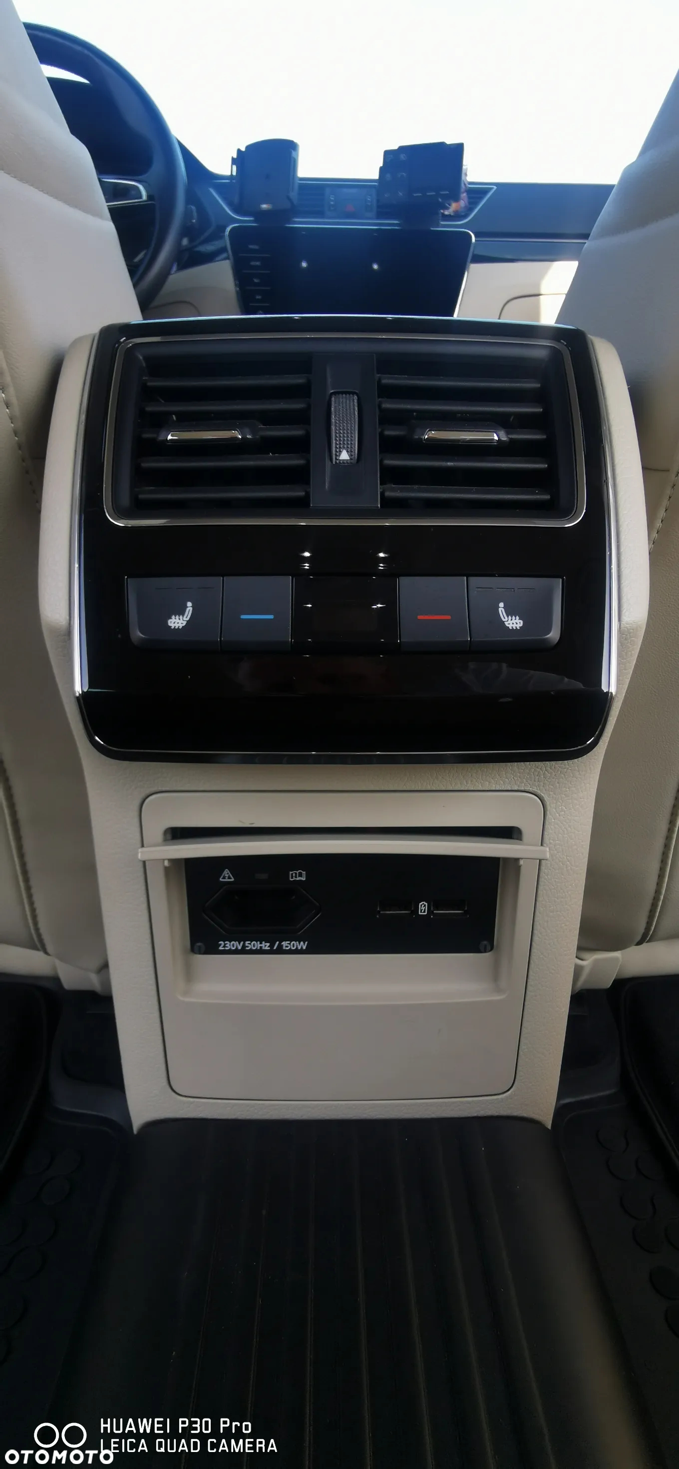 Skoda Superb 2.0 TDI 4x4 L&K DSG - 22