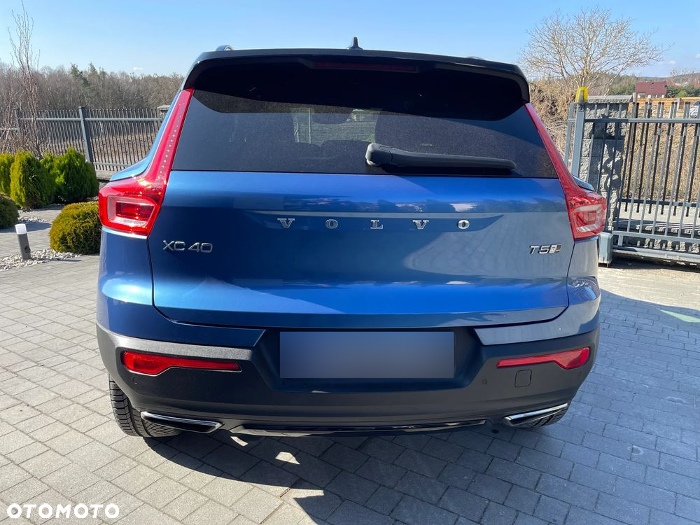 Volvo XC 40 T5 AWD R-Design - 4