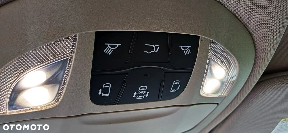Chrysler Pacifica - 21