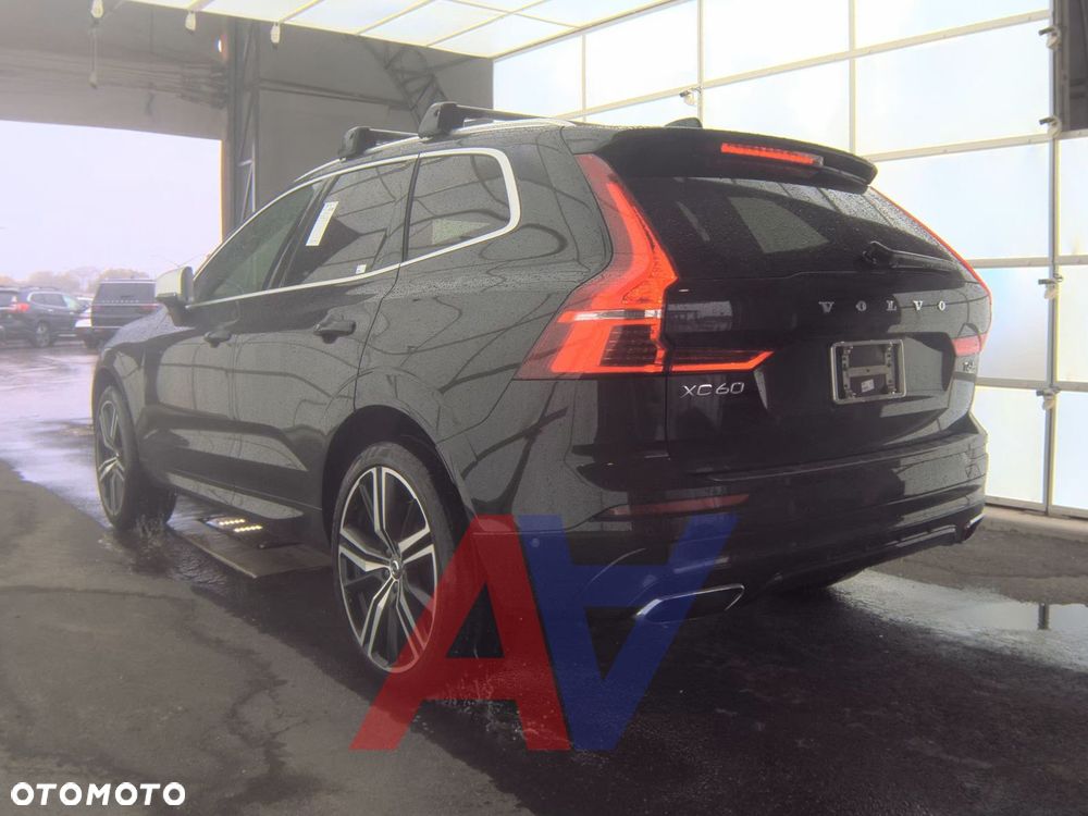 Volvo XC 60 T6 AWD Geartronic RDesign - 4