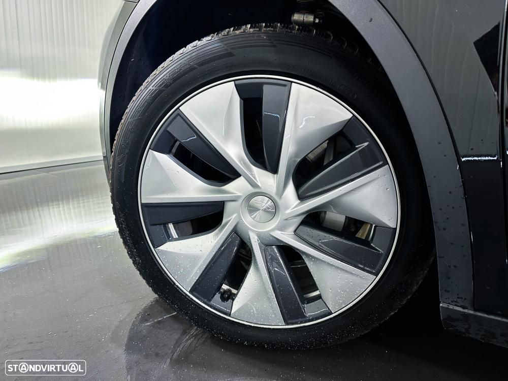Tesla Model Y Long Range Dual Motor AWD - 54