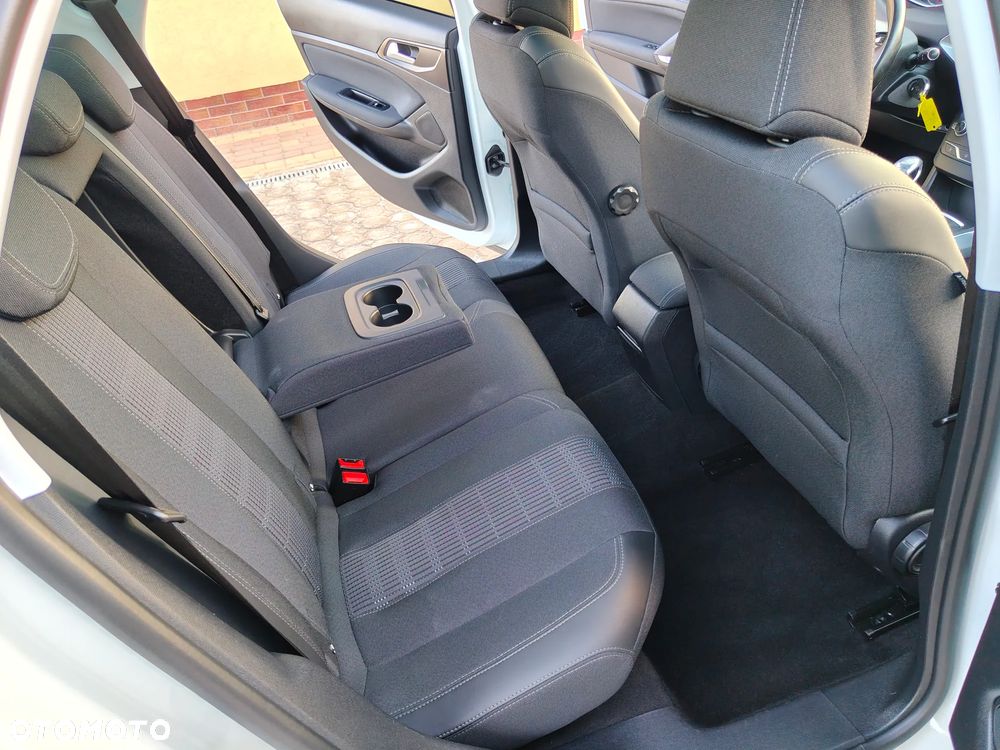 Peugeot 308 - 28