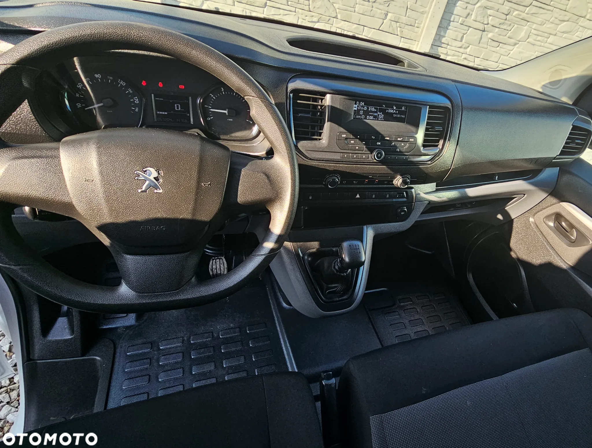 Peugeot EXPERT - 11