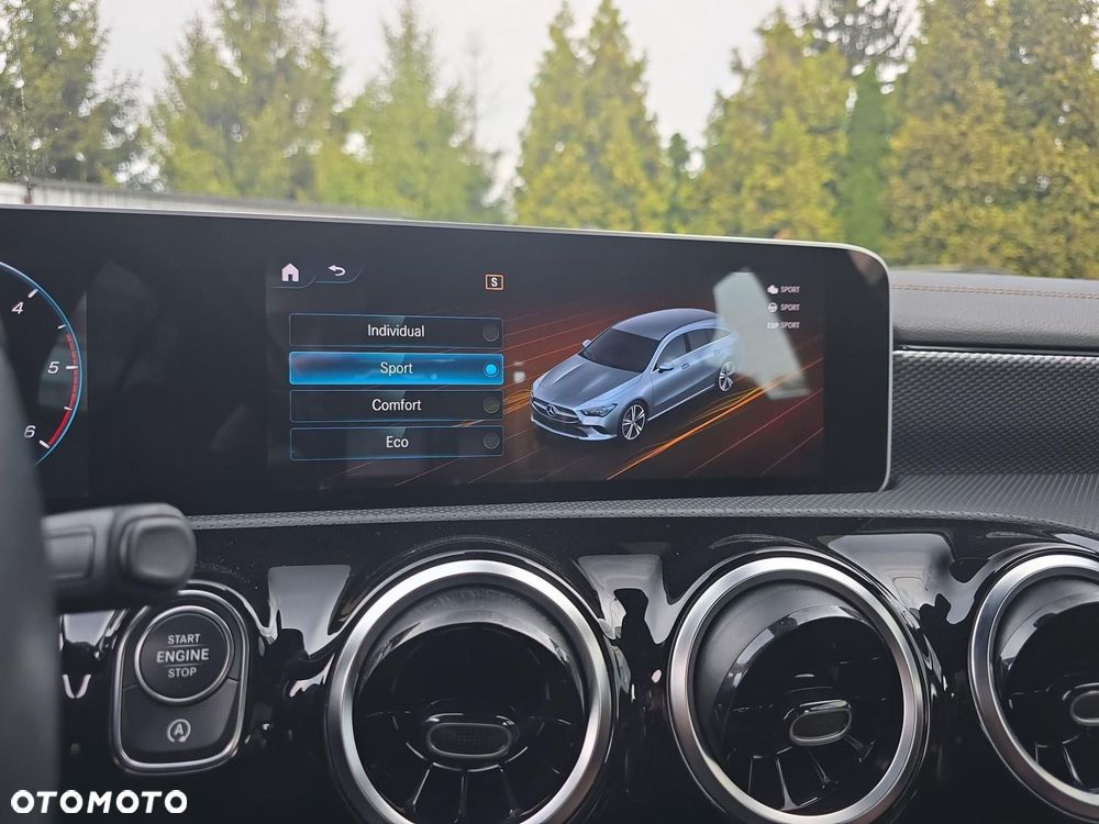 Mercedes-Benz CLA - 17