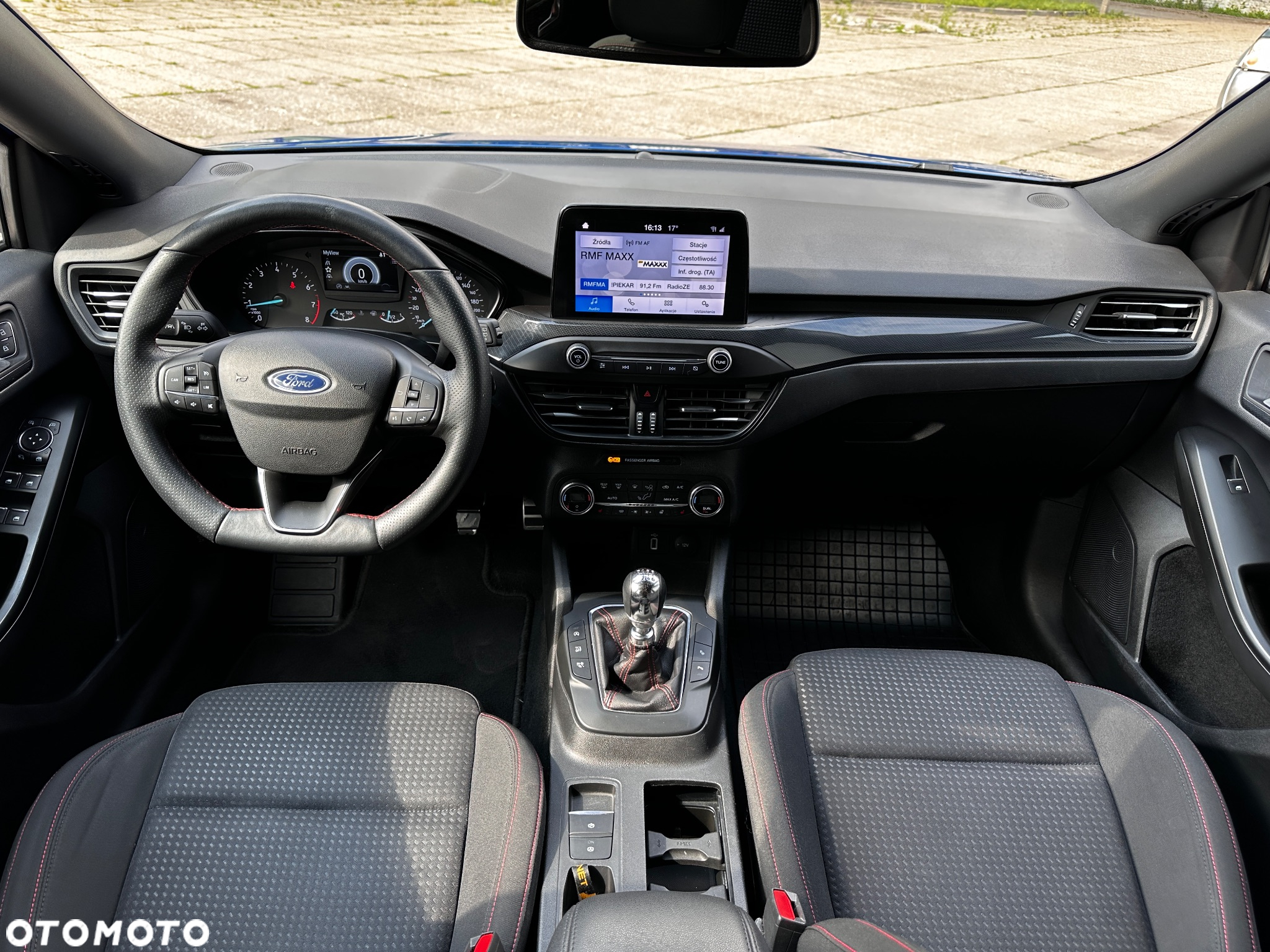 Ford Focus - 10