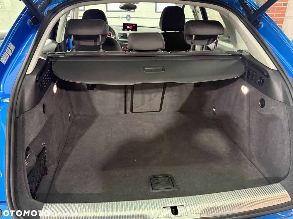 Audi Q3 2.0 TDI Design - 14