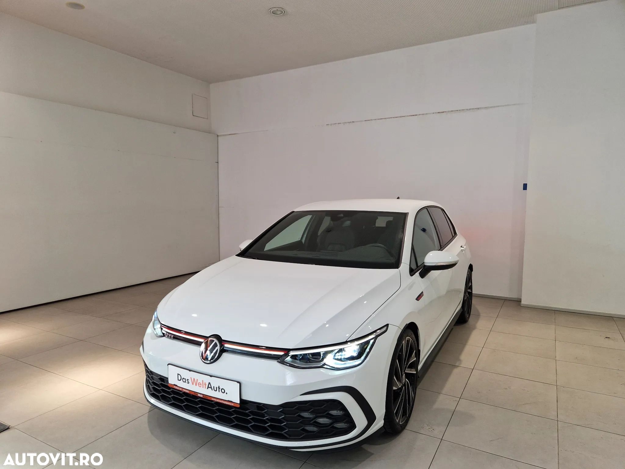 Volkswagen Golf 2.0 TSI DSG GTI - 1