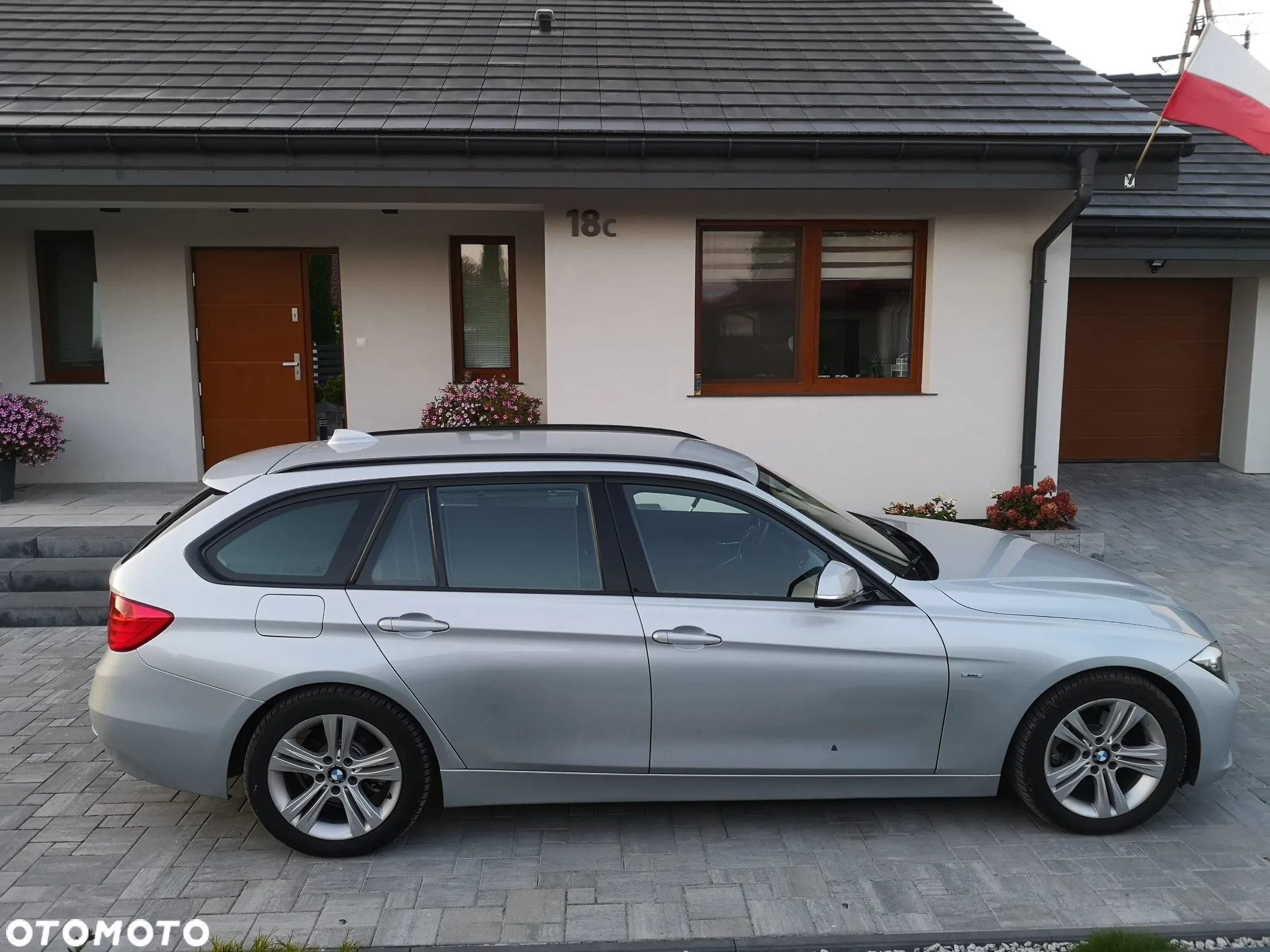 BMW Seria 3 318d Touring Blue Performance Modern Line - 13