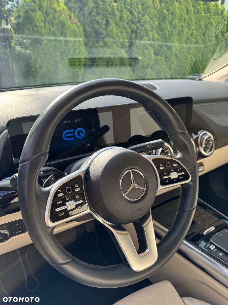 Mercedes-Benz EQA - 23