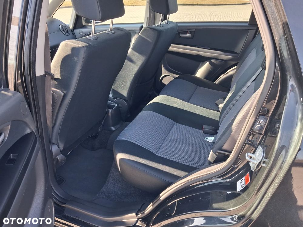 Fiat Sedici 1.9 Multijet DPF 4x4 Dynamic - 10