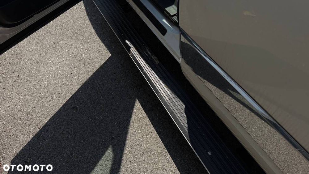 Lincoln Navigator 5.4 4x2 - 10