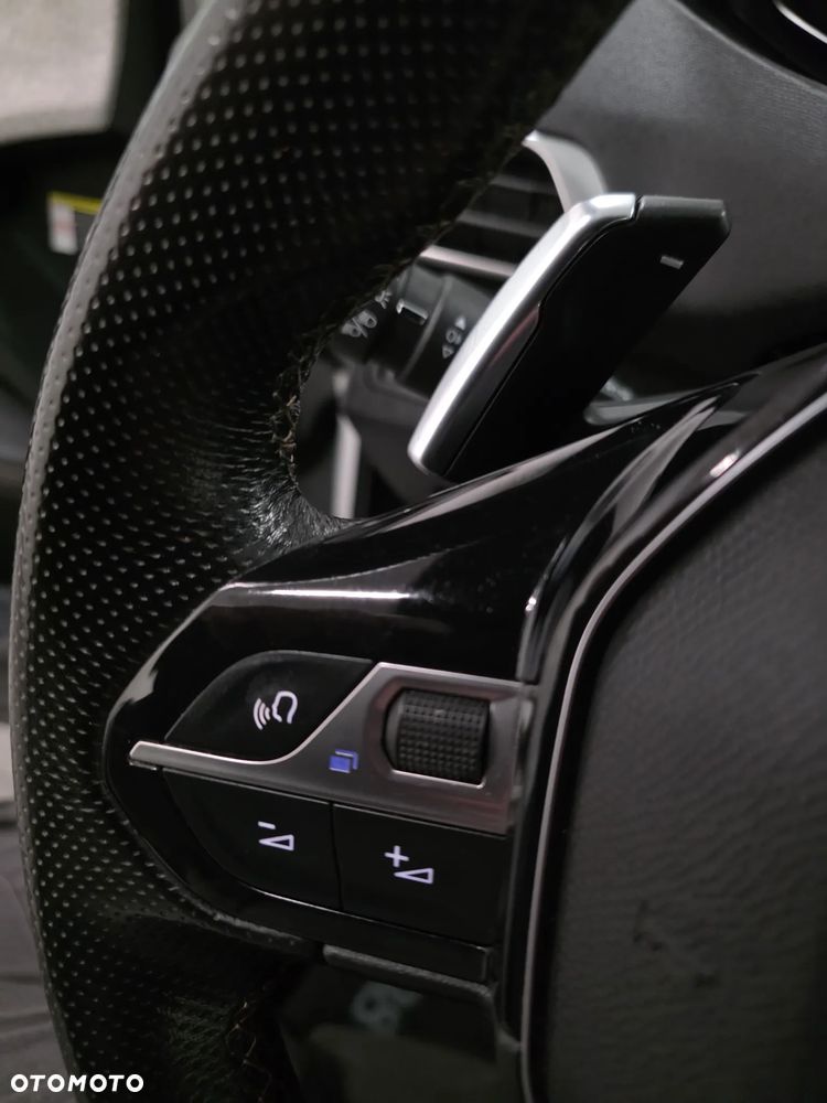 Peugeot 3008 BlueHDi 130 Stop & Start EAT8 GT - 22