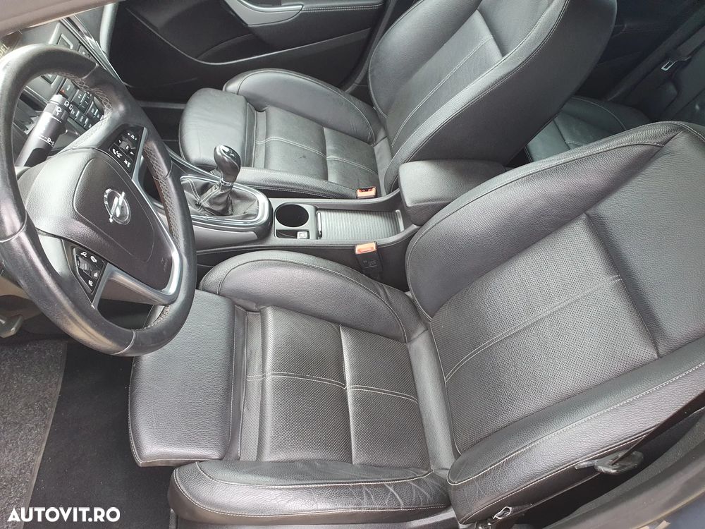 Opel Astra 1.7 CDTI DPF ecoFLEX Sports TourerStart/Stop - 4