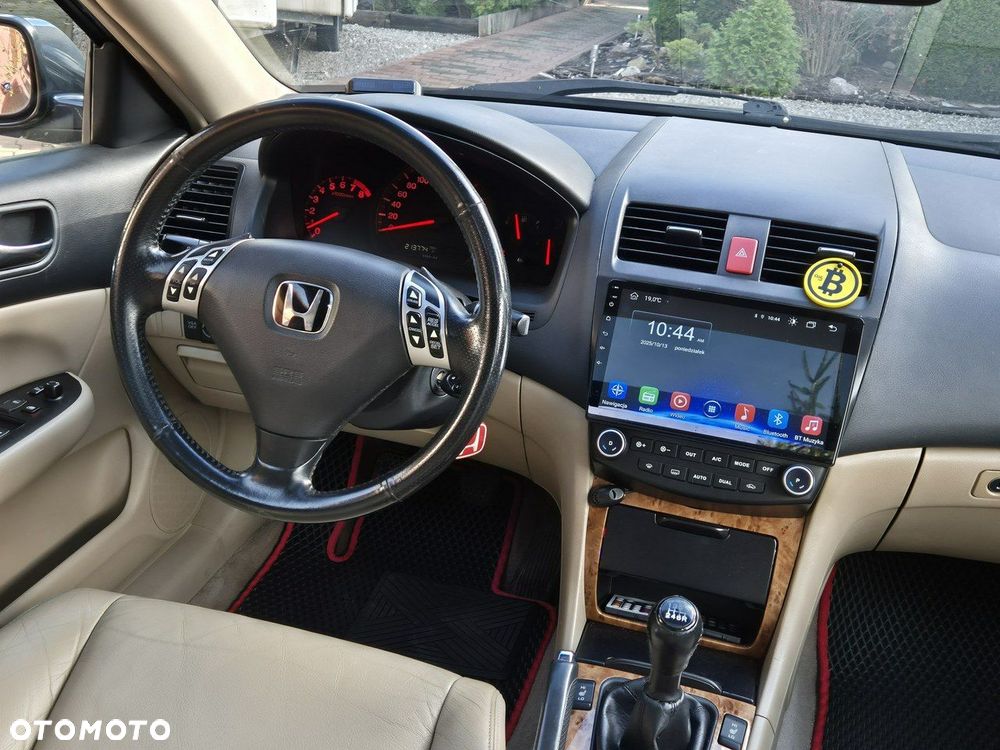 Honda Accord - 13