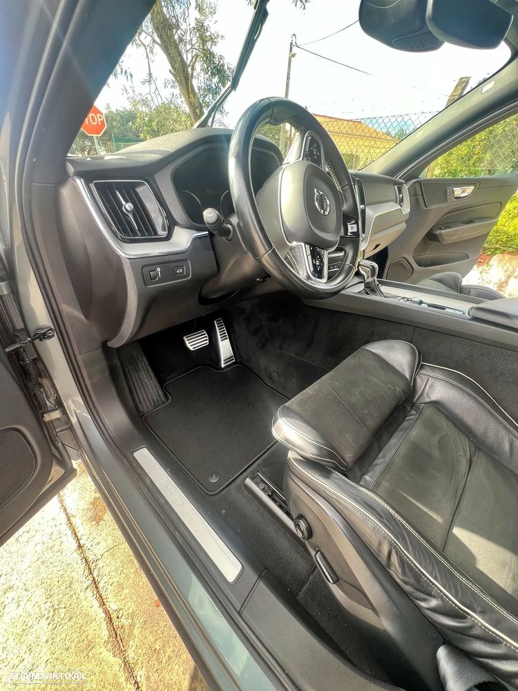 Volvo XC 60 2.0 D4 R-Design Geartronic - 9