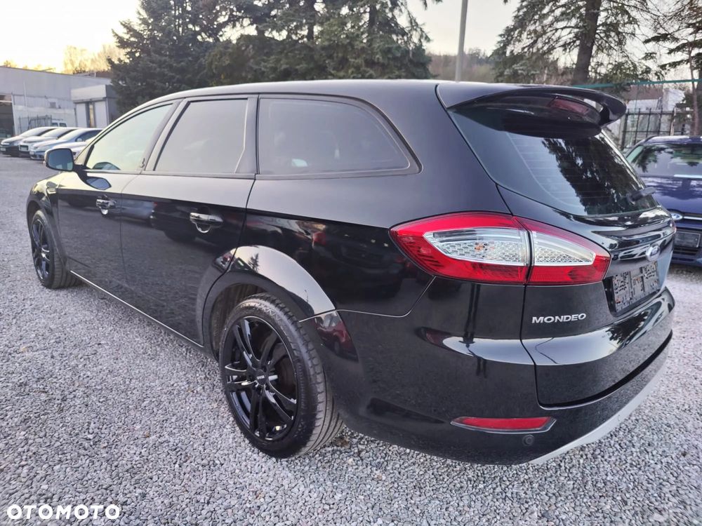 Ford Mondeo 2.0 TDCi Champions Edition - 24
