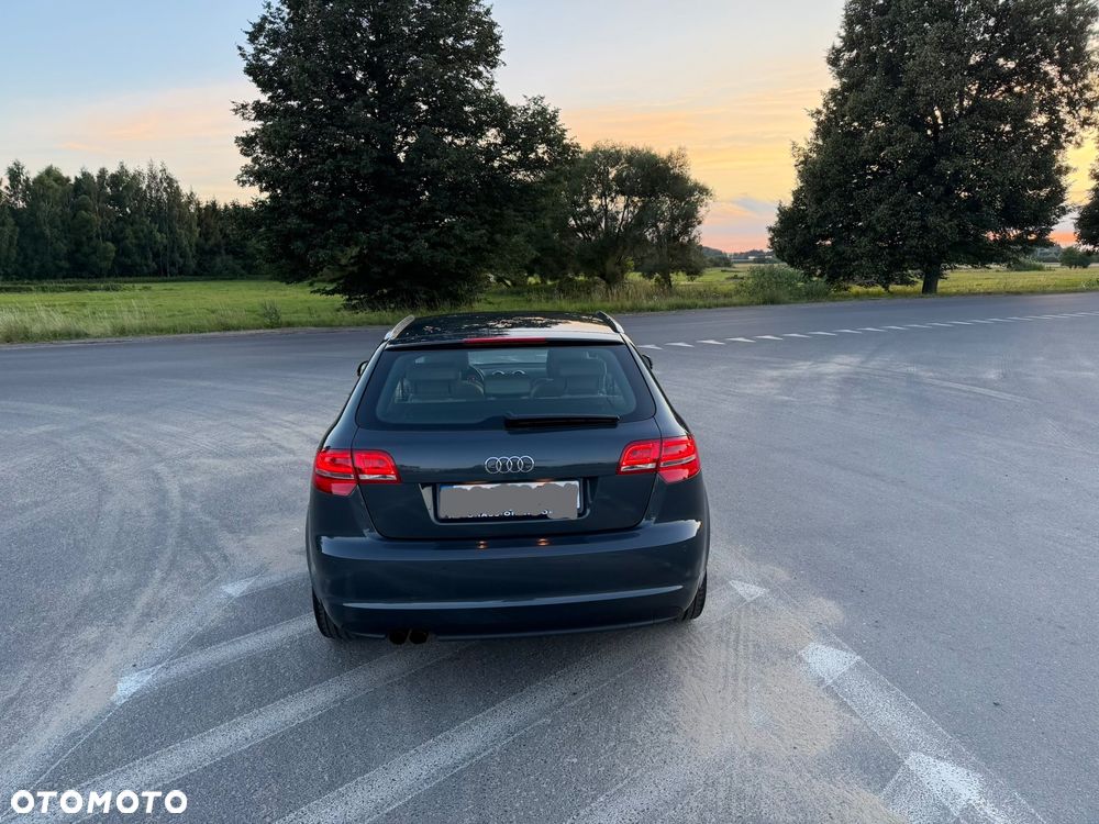 Audi A3 Sportback 2.0 TDI DPF Attraction - 5